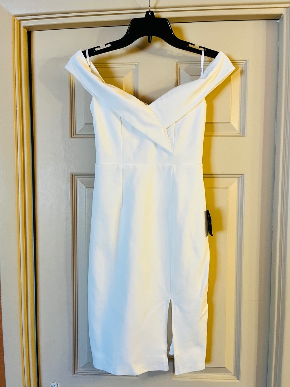 Lulu's White Strapless Off-Shoulder Sheath Dress